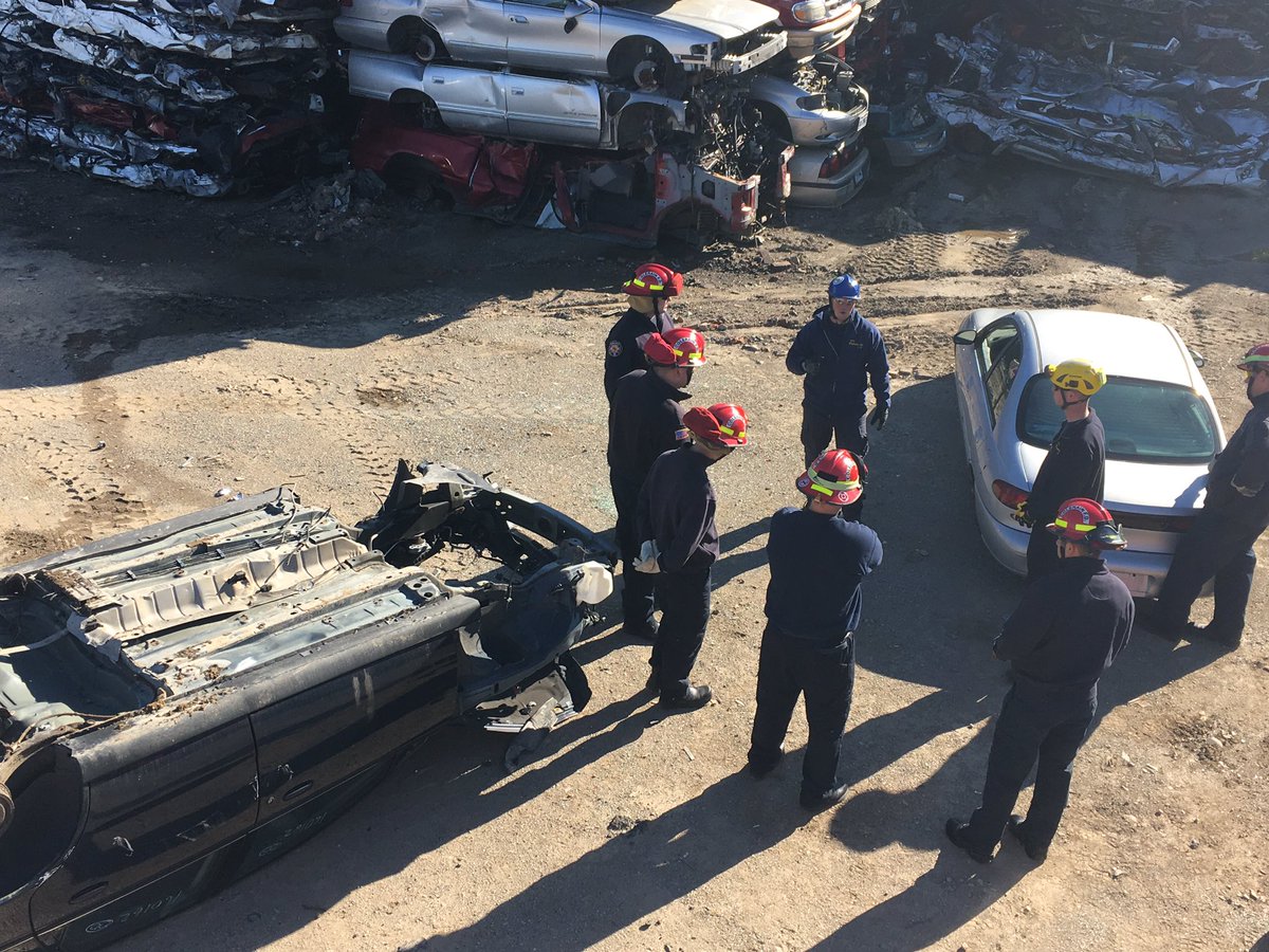 Colerain_Fire's tweet photo. Extrication classes hone our team working skills to provide better service to you #FullyInvolvedFullyEngaged https://t.co/MYd8j64cTu