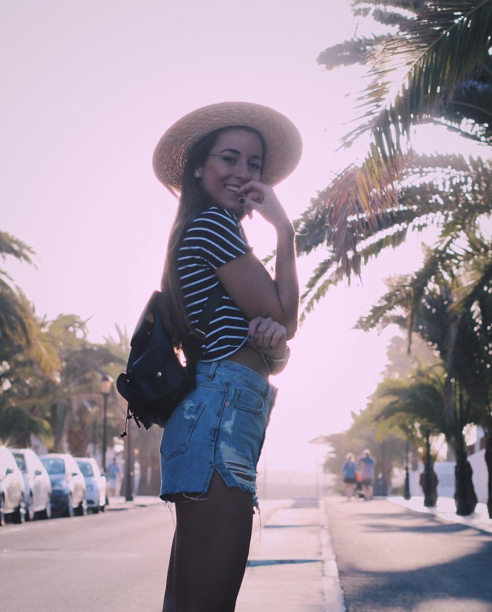 #StyleStalker - #PaulaGonu abre (también) su propia marca - por Ligia Torres -  mimagazine.es/stylestalker/p… - #PaulaGonuShop