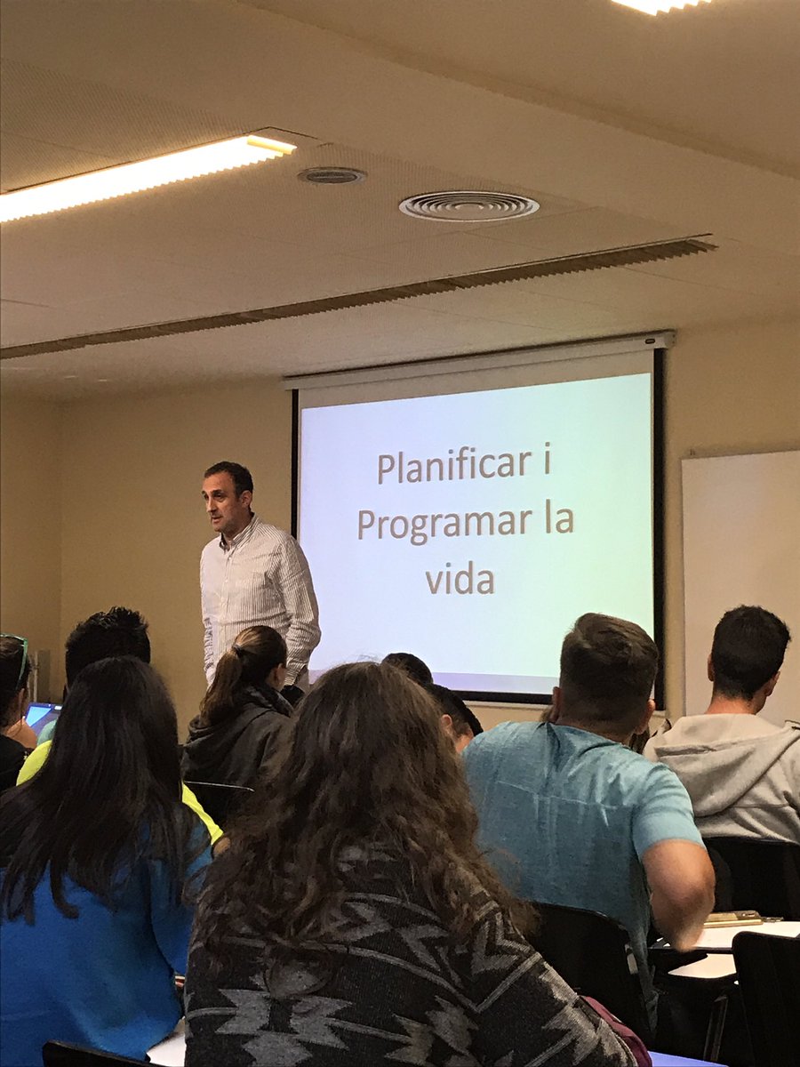 improgrammers's tweet image. Todo tiene un metodo, hasta la vida! Un placer tenerlo en casa @xescoespar #progenseinefcbcn2017