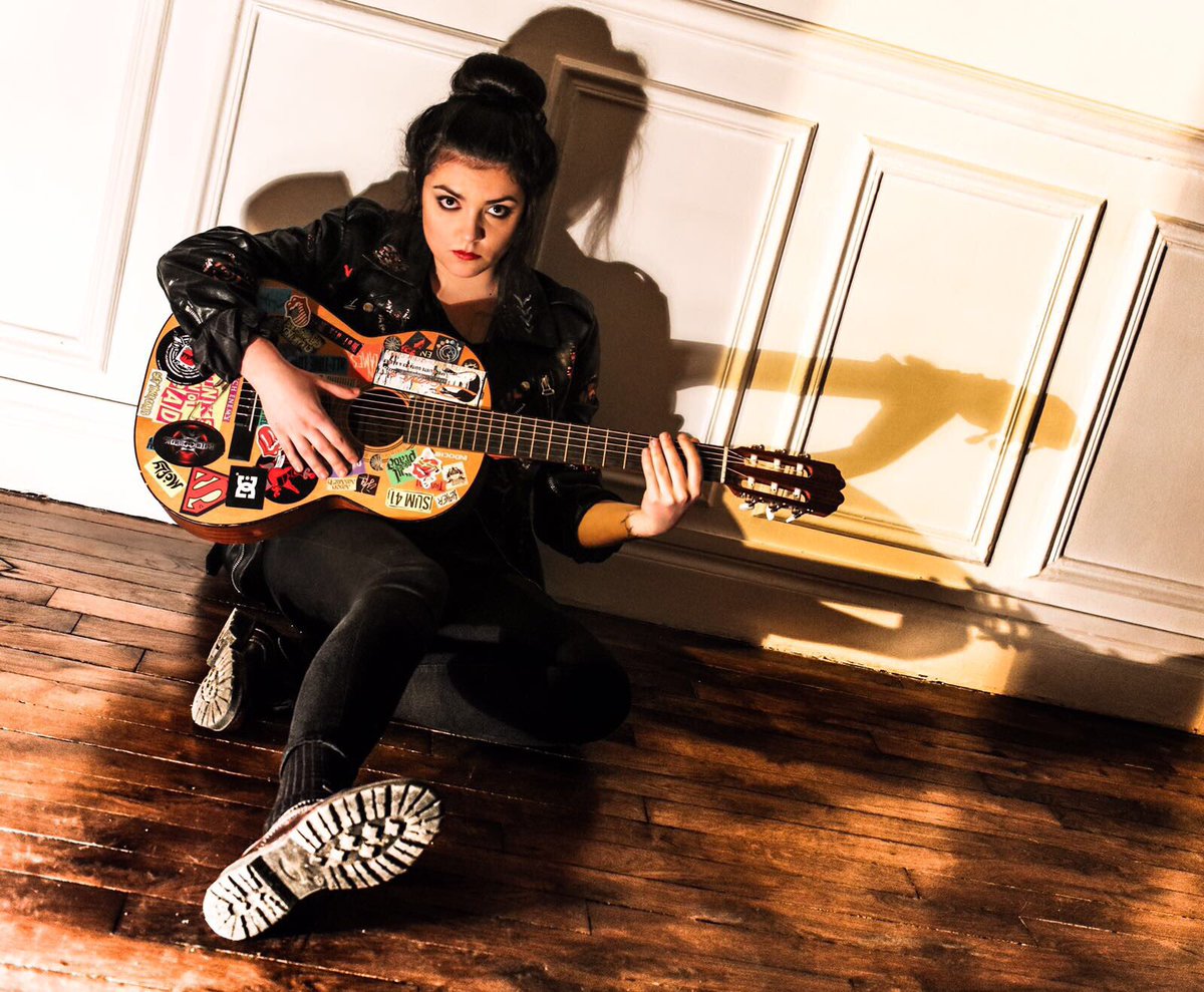 Bientôt de jolies surprises... une sortie qui arrive..😉 

Restez connectés 🎶

Photographe : <a href="/xavrev/">XAVREV</a>