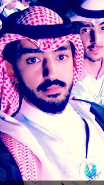JazanUniversity's tweet photo. تتقدم جامعة جازان بخالص العزاءلأسرة الطالب ريان عبدالعزيز عسيري من كلية التربية المستوى"8"الذي توفى إثر حادث مروري
إنا لله وإنا إليه راجعون https://t.co/NGCQvIMV5f