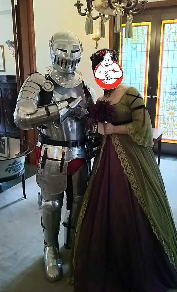 結婚式 女性はウェディングドレスに憧れるけど男性は フルプレート甲冑を着られるなら式を挙げたくなるのでは Togetter 結婚式 女性はウェディングドレスに憧れるけど男性は フルプレート甲冑を着られるなら式を挙げたくなるのでは Togetter