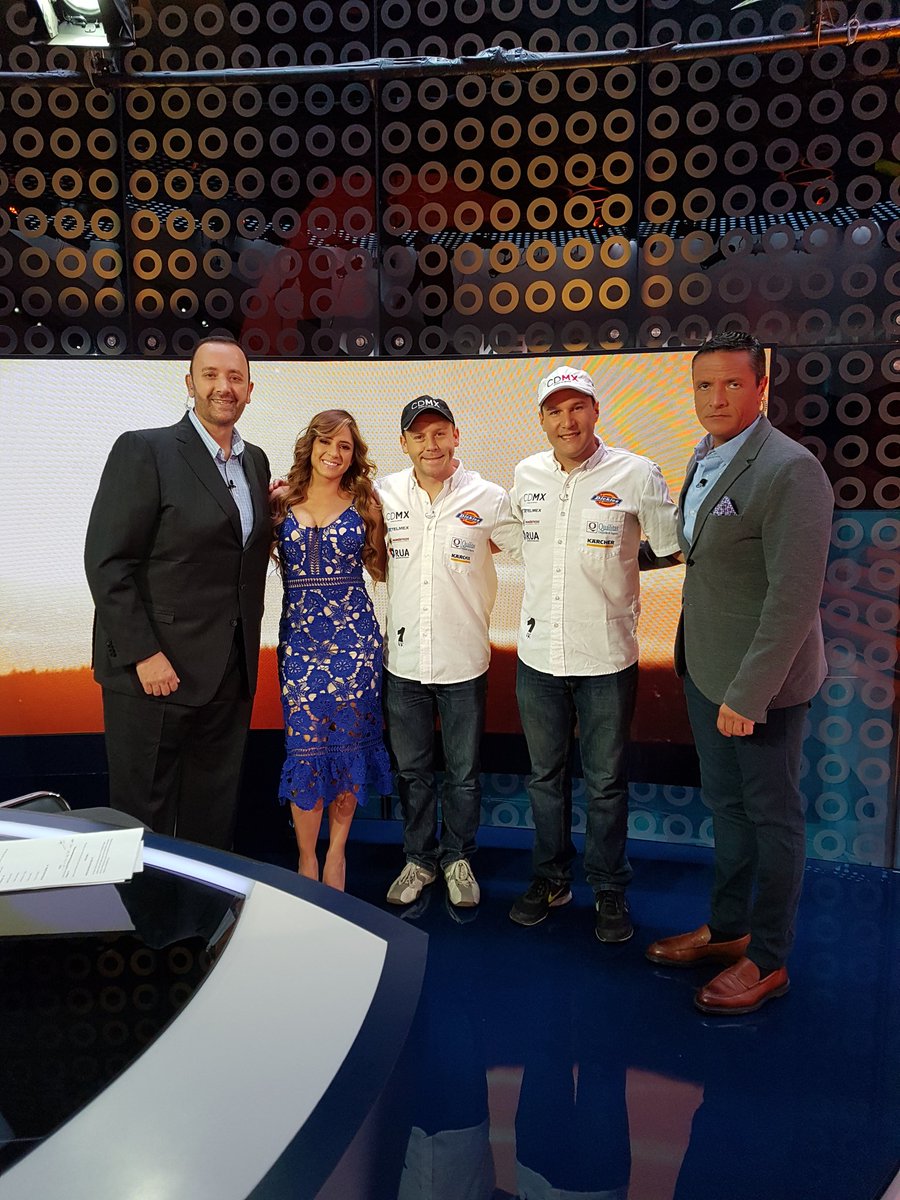 PanchoName's tweet photo. Muchas gracias a @franciscozea @GerardoLiceaga y @ElbaJimenezNews por recibirnos en su casa @ImagenTVMex #CDMX https://t.co/rFTaUAXHPx