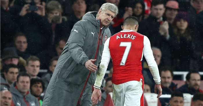 Crack_Alexis's tweet photo. Alexis Sánchez 🇨🇱 suena fuerte para ir al #Bayern 🇩🇪 a cambio de €60m. ¿Te gustaría verlo en Alemania? https://t.co/3T0K47iL5Q