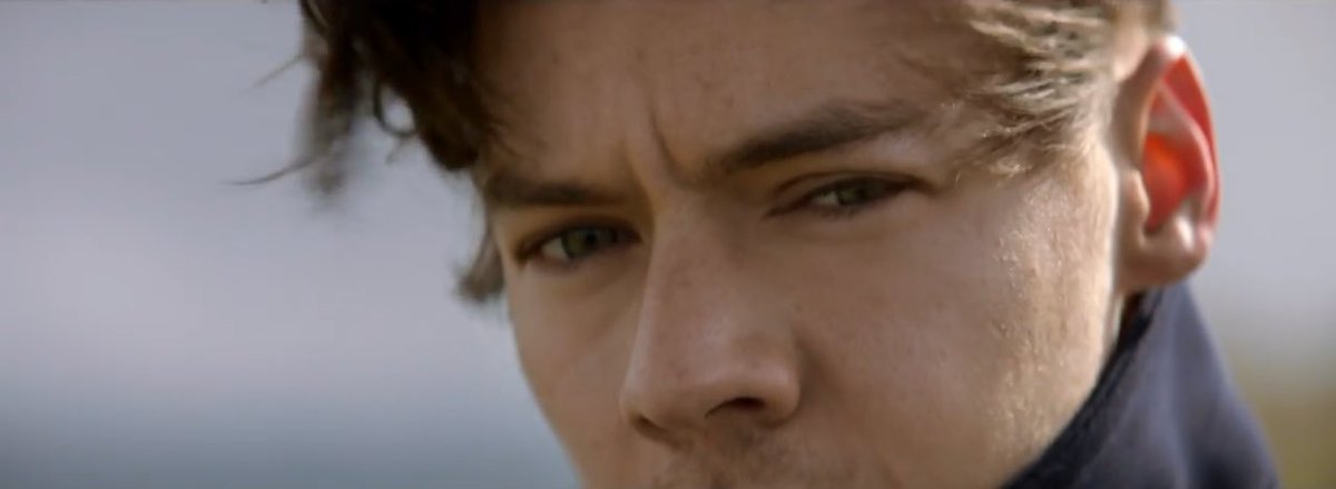 You and I vs Sign of the times

Как быстро сменяются ночи 

#SignOfTheTimesMusicVideo