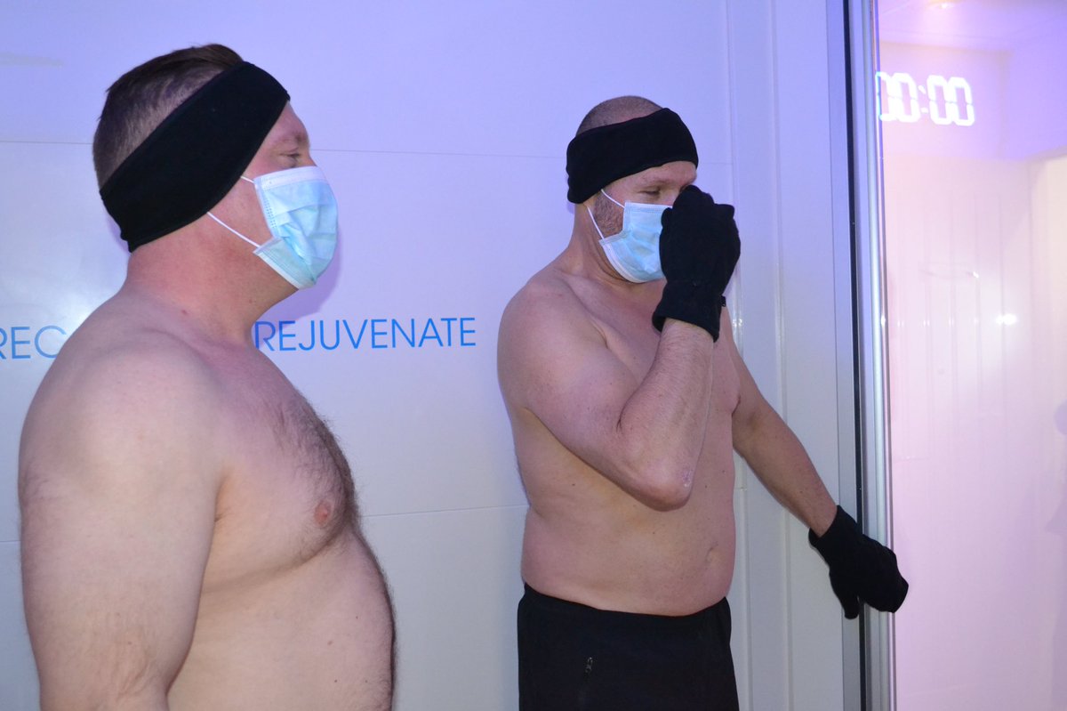 Our #Cryotherapy whole body chamber is popular today❄️
Ashley &amp; Alex from <a href="/mybouncelife/">Bounce Life</a> braving the cold air @ -91* degrees 
#sevenoaks