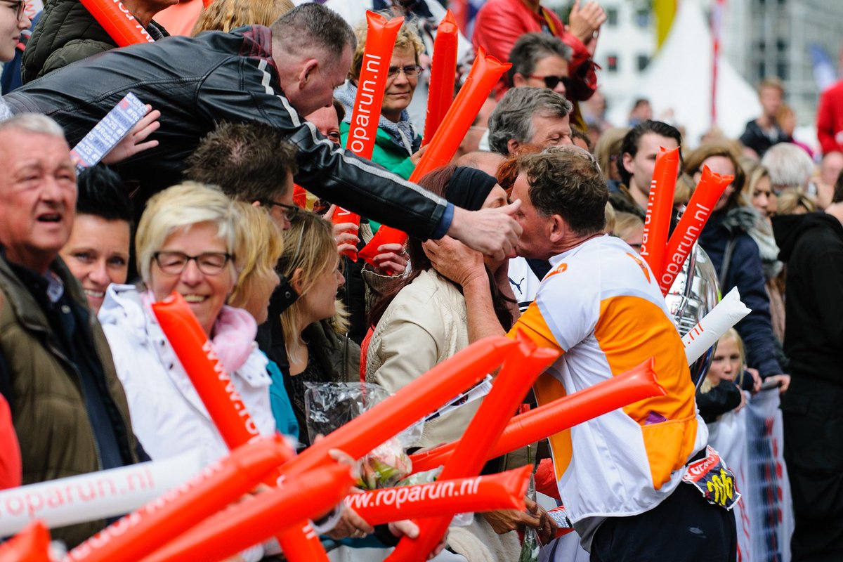 Vandaag, over 4 weken...
Verwelkomen wij 322 teams op de Coolsingel in Rotterdam. #Roparun