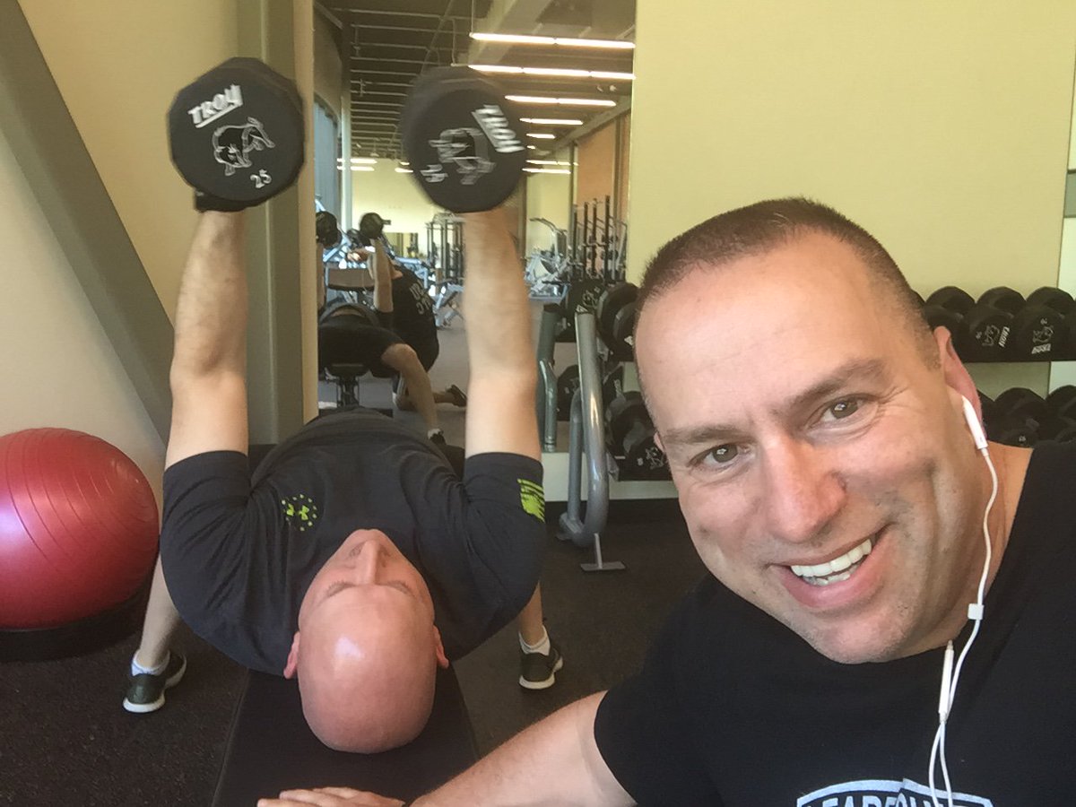 vangardrotc's tweet photo. Can’t run, can’t jog, can’t walk well, so get a lifting buddy! Gonna get back some of my size! https://t.co/fKEgCVnyIy