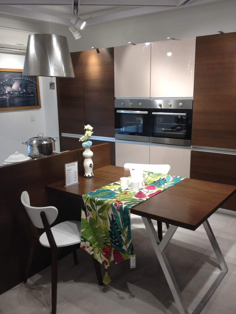 MahRukhTK's tweet image. Now I know why #interwoodinisl has made people go crazy! 
IT'S SO PRETTY