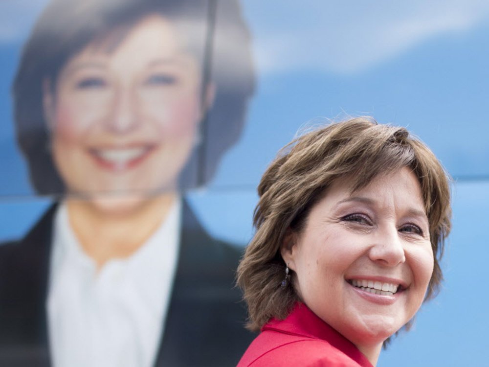 theprovince's tweet photo. New poll points to Liberal majority despite slight NDP edge in support https://t.co/KwOwKWM9JM https://t.co/8UHgGcRaUk