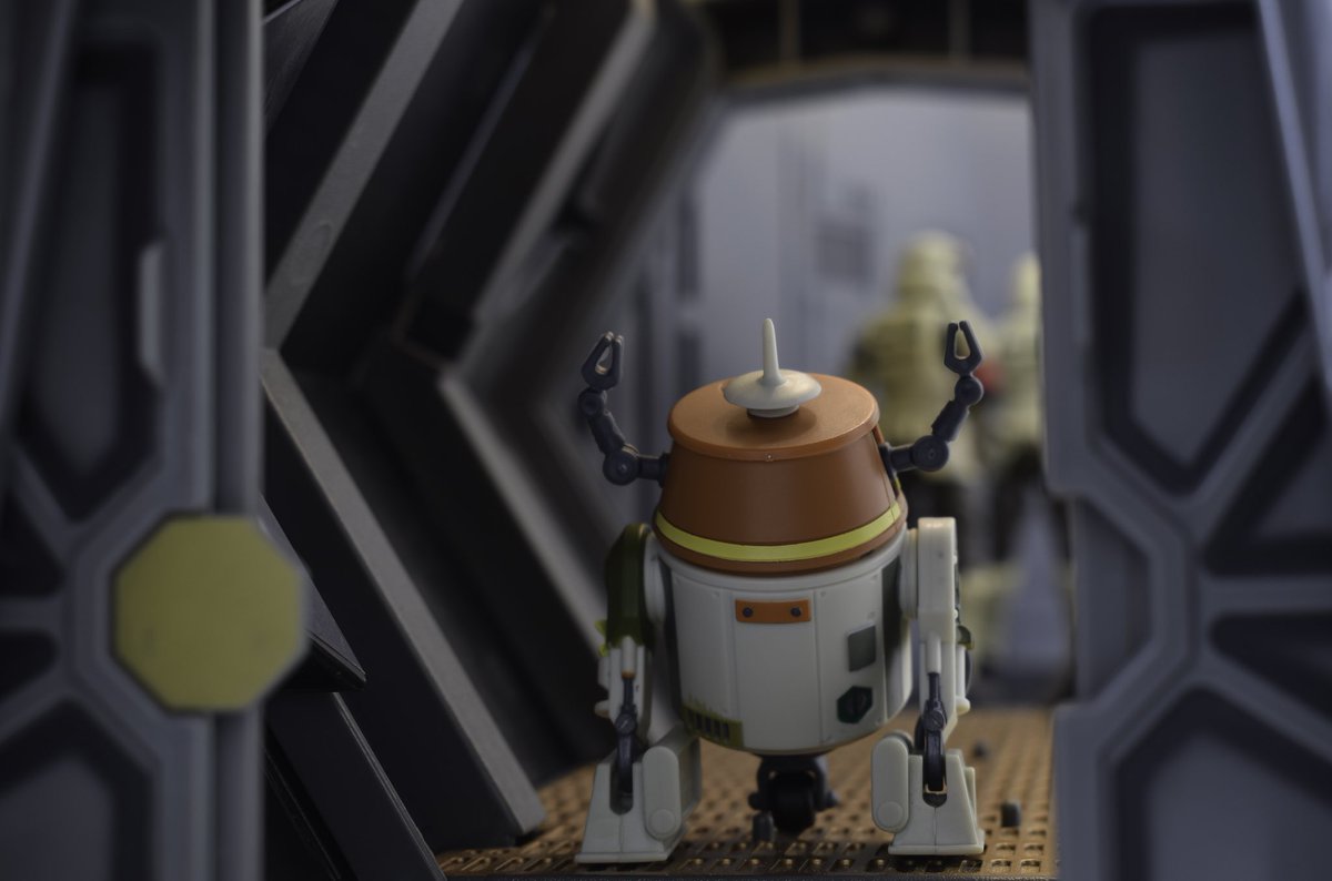 imperial_sock's tweet photo. #Chopper #recons #scarif #StarWarsRebels @dave_filoni https://t.co/ZOZYKKWZvG