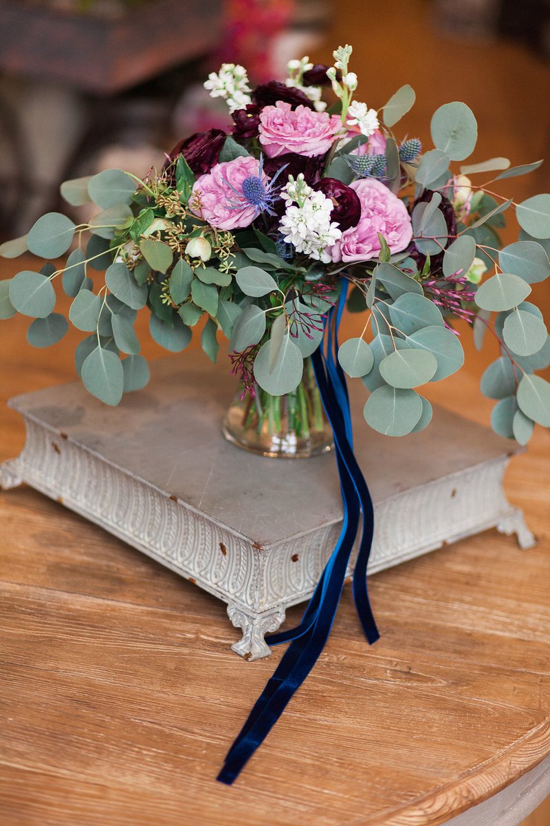 RustBeltLife's tweet photo. Curious about what flowers make up a wedding bouquet? We have some answers. https://t.co/sNnVwtTgy7 https://t.co/F0W4sPW7Z0