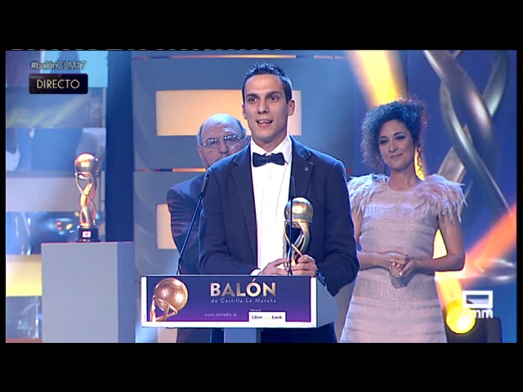 Enorme <a href="/DaniSantosDS20/">Dani santos</a> 🎮🙌👏👏👏