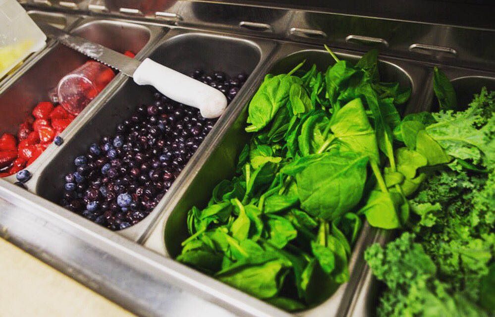 Fresh, #healthy, #organic ingredients served all day, every day! #fruit #veggie #veg #hungry #healthfood #healthylife #yum #superfoods #yum