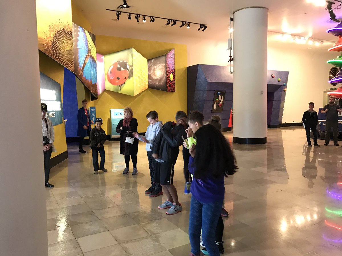mrsclasey's tweet photo. AR field trip! #toomuchfunin301 https://t.co/QEGWSEUuXG