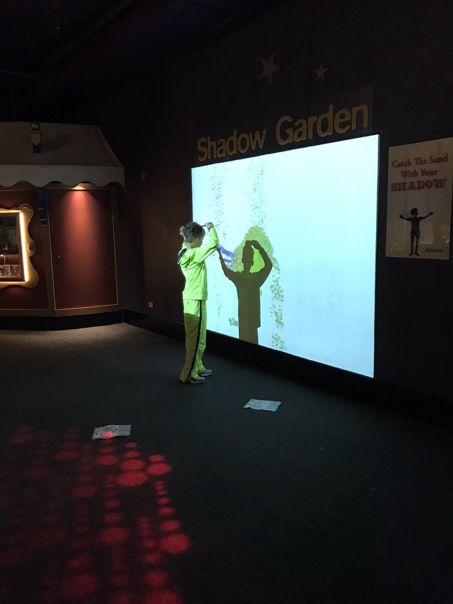 mrsclasey's tweet photo. AR field trip! #toomuchfunin301 https://t.co/l5bscAnUkX