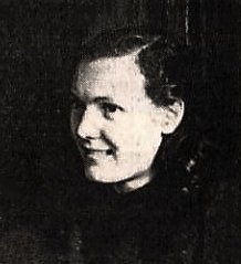 Моя бабушка, Калмыкова Раиса Семёновна. Во время войны ей было 14 лет. Была на оккупированной территории.