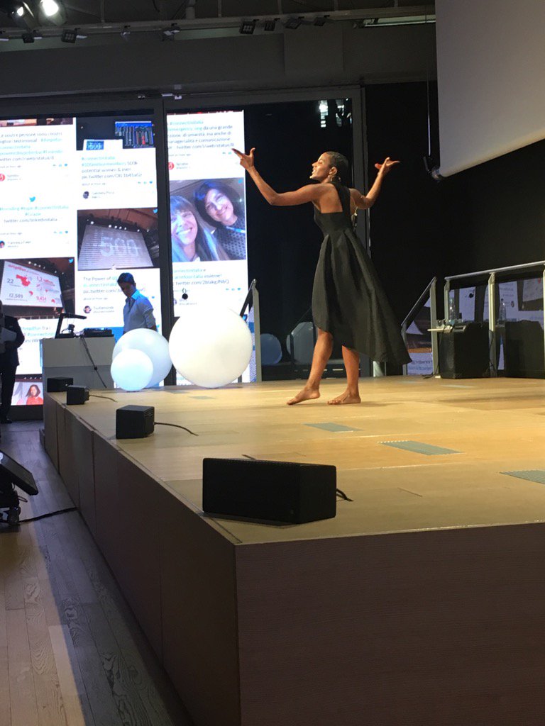 Lidia Carew at #Connectinitalia parla del suo amore, da sempre, per la danza. Un vero talento italiano