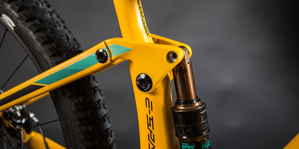 bikeonscott's tweet photo. The new SCOTT E-Spark 700 Tuned Plus is a true eye-catcher. Learn more: https://t.co/RIJifWYXA4
#scottbikes #bicycleporn
Photo: Jochen Haar https://t.co/JBabiHOleA