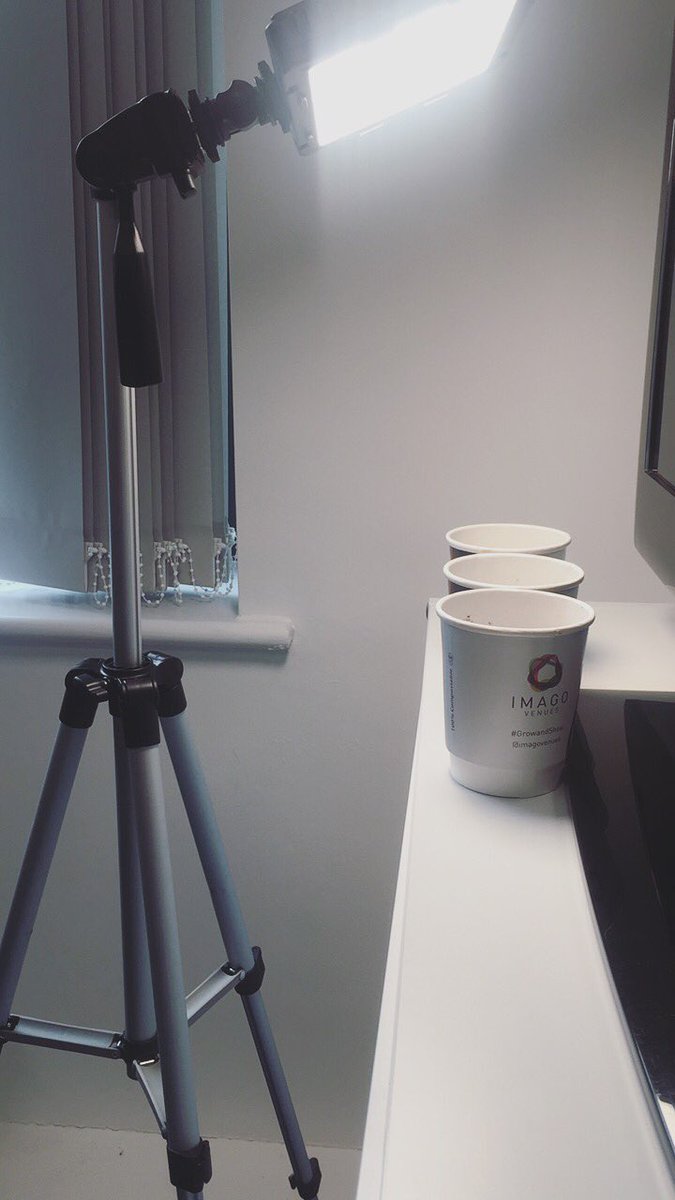 LikeMindLtd's tweet photo. A rear facing office won't stop us! #usingourinitiative #resourceful #GrowandShow https://t.co/512UYvt3ZO