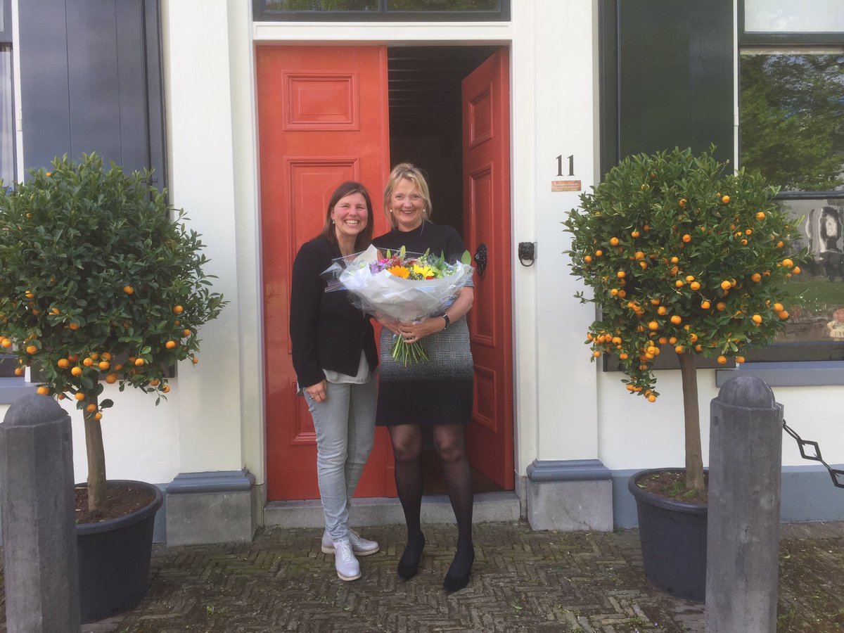 FritsNaafs's tweet photo. @buurtgezinnen gefeliciteerd met nominatie Appeltje van Oranje 2017 thema Krachtige Kinderen. @OranjeFonds https://t.co/Mr7CQSAwc1