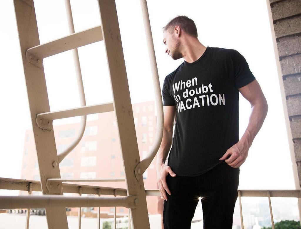 MLselfie's tweet photo. Looking back at the weekend like... #whenindoubtvacation ✈️ SHOP https://t.co/ilQ5MwO4Fl https://t.co/3rg94RzJEg