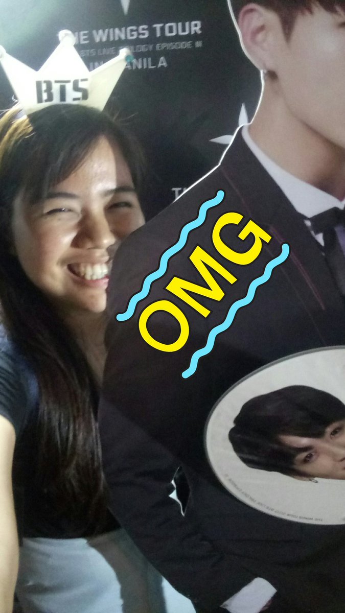 jannakook's tweet photo. STANDEE PA LANG NIYA KILIG NA KILIG NA KO PANO PA KAYA KUNG SYA NA YUNG KATABI KO HUMIHINGA AT RAMDAM ANG ABS. HAHAHA 😂 #Jungkook https://t.co/WWdnnfhoCi
