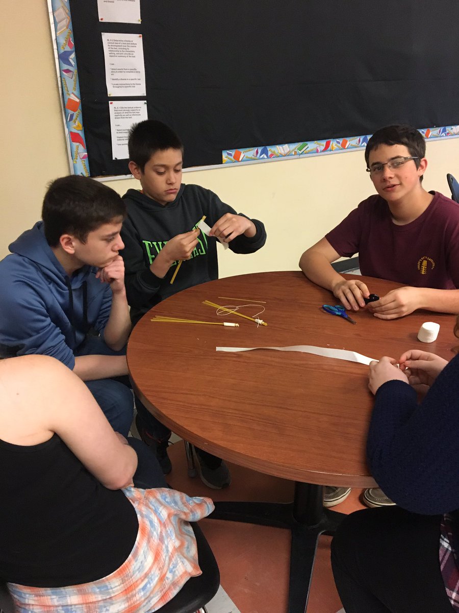 MRSbrittainBMS's tweet photo. Team Sugarloaf Spaghetti Towers. #teambuilding #teambonding #STEM @BMS_Principal https://t.co/ZsLrpYx7fv