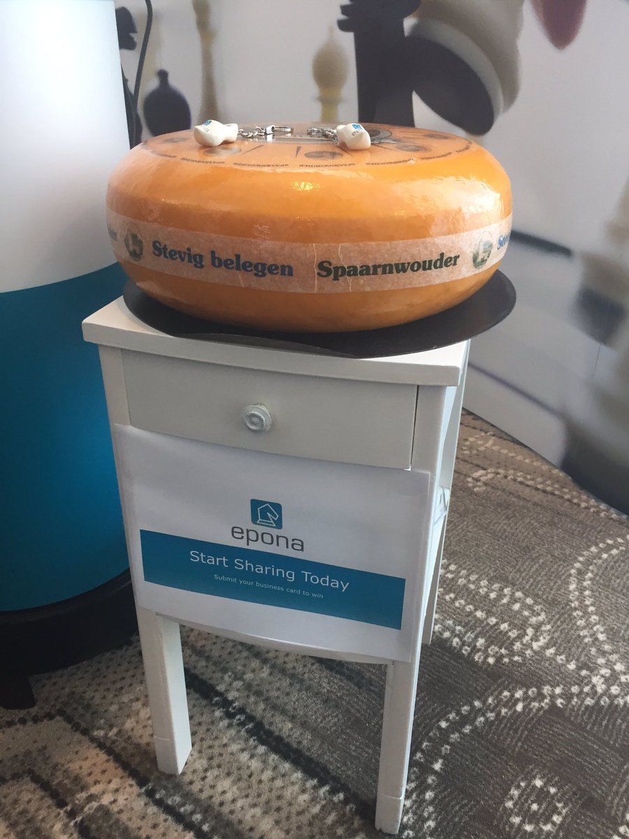LexxynGroep's tweet photo. Don't forget before leaving @LexpoLegal today. Submit your business card at the @EponaLegal booth and win the cheese! #Lexpo17 https://t.co/NxjAVIdg2b