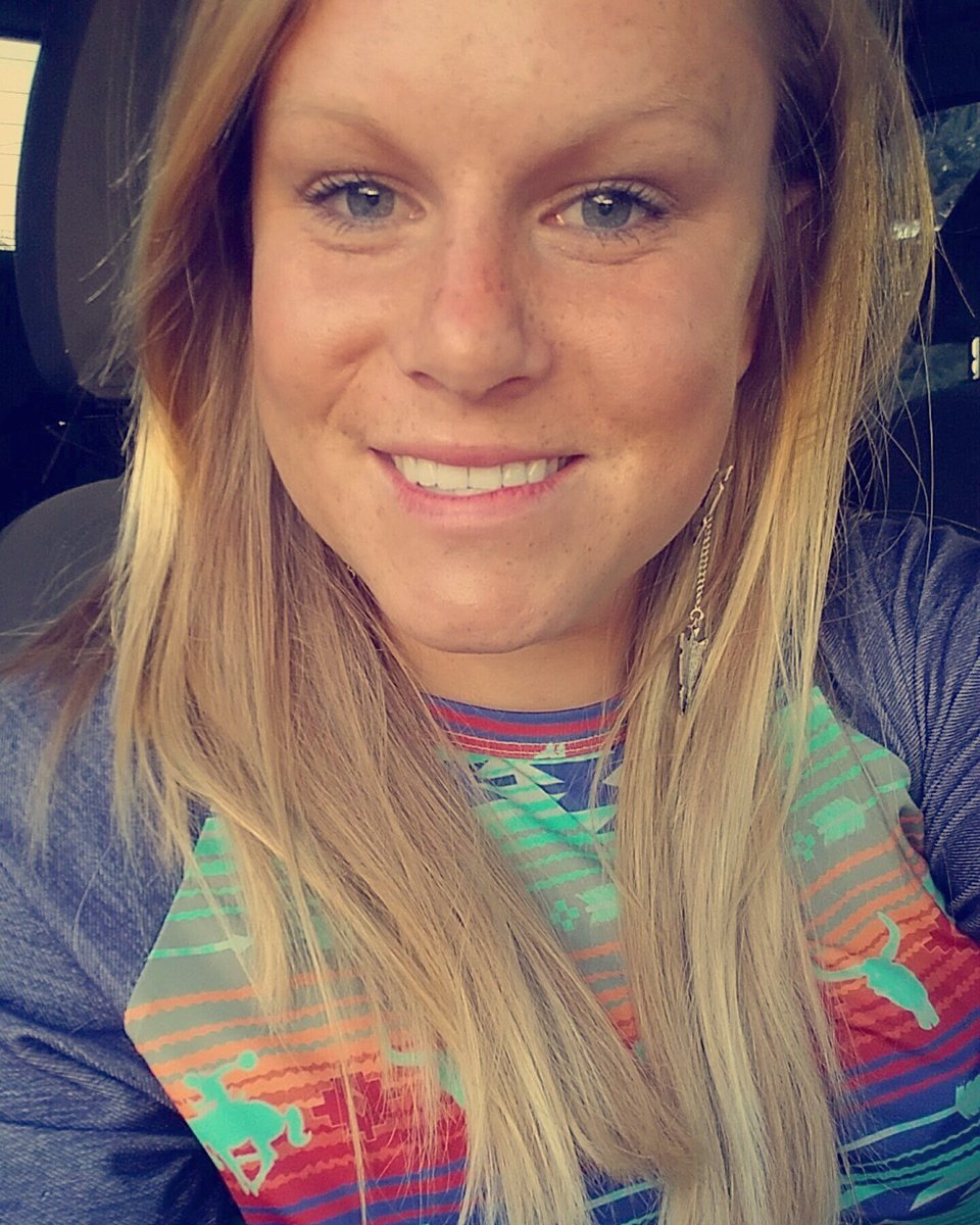 Lizabeth (@lizabethann186) on Twitter photo 