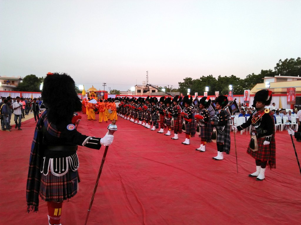 smspbIndia's tweet photo. Smspb worldwide performed to celebrate 75 years of our beloved #AcharyaSwamishreeMaharaj #Bharasar #Kutch
#SadbhavAmrutParva
#Sgadimaninagar https://t.co/5wK6vpYrtF