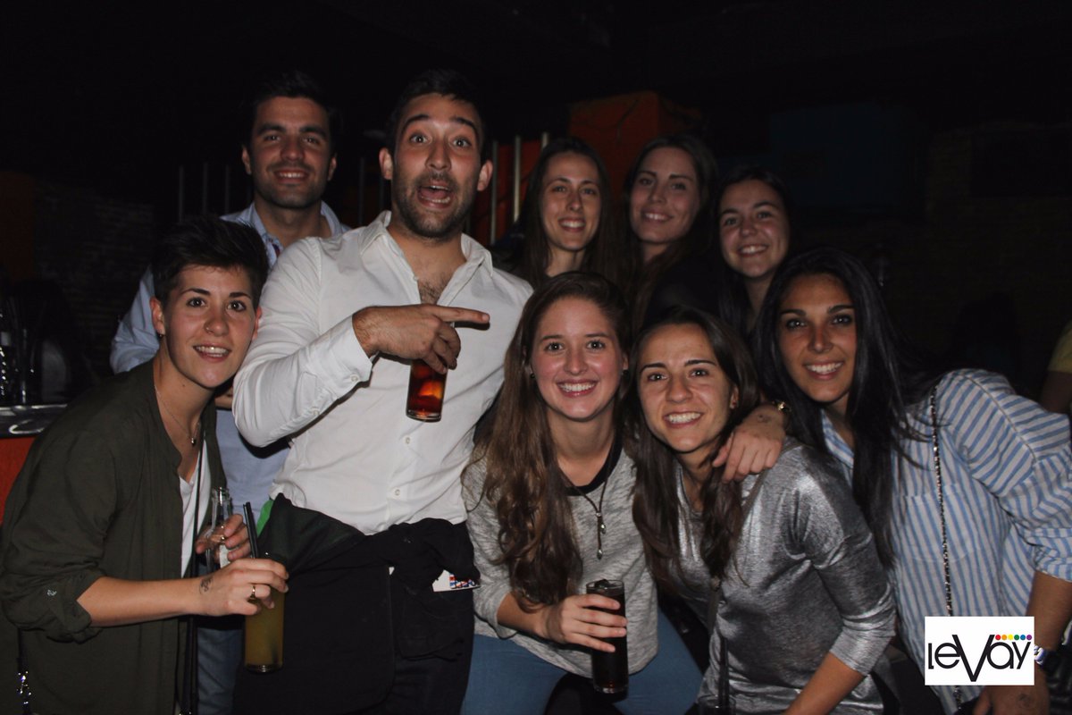 LevayM's tweet photo. ¿Cómo va ese #lunes? Os recordamos lo bien que lo pasamos este viernes en #Levay 📷 y os esperamos el próximo día 19 😏
#AlbumLevay #Fiesta https://t.co/jDE2UWVm3r