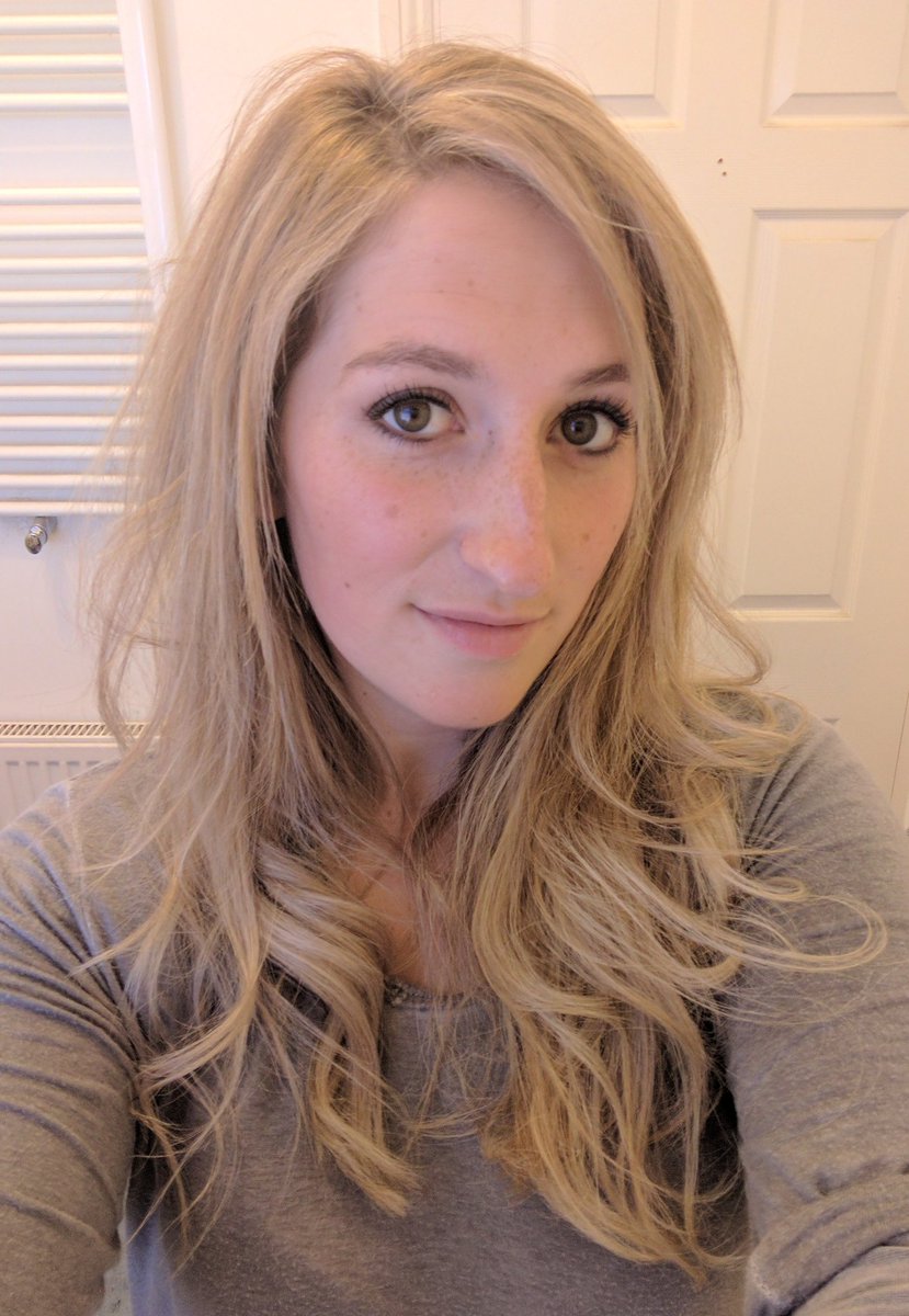 NatalieFolland's tweet photo. ❤️ my new hair #blonde #moreshape
Need of a hairdresser nr #Banbury? Squires, Adderbury is the place to be - Hannah Scott is amazing ❤️ https://t.co/YvcoyOTCMb
