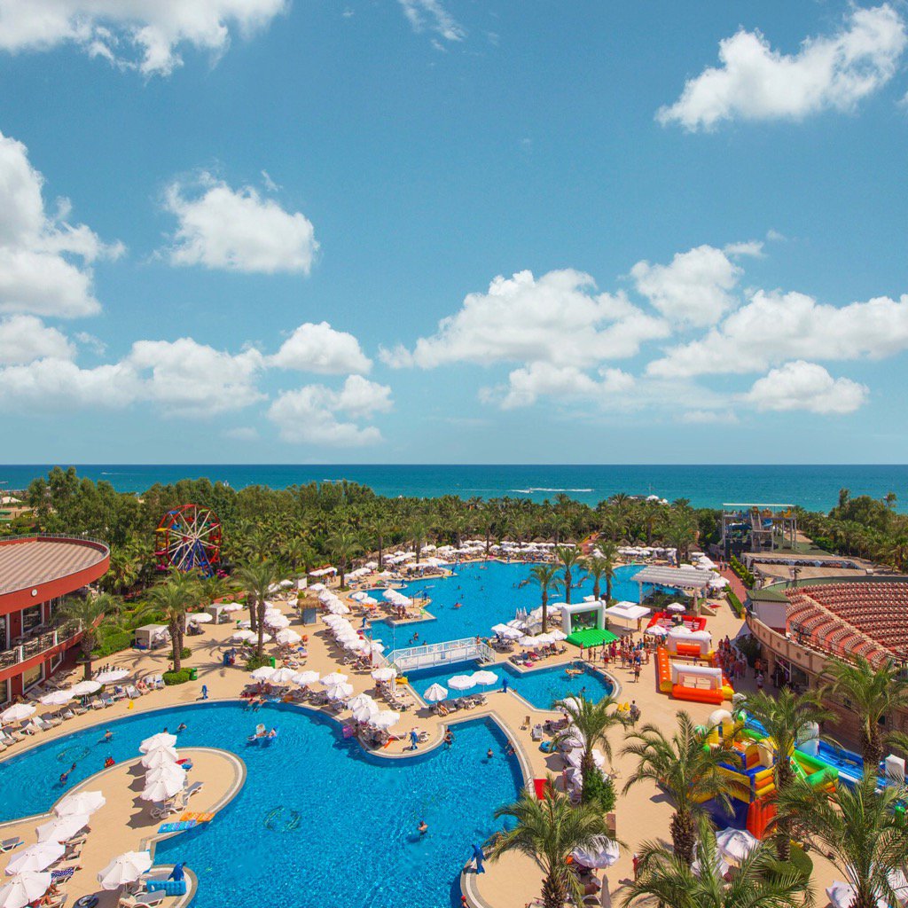 Don't forget to make a summer plan for a dream holiday! Book now on delphinhotel.com ✨