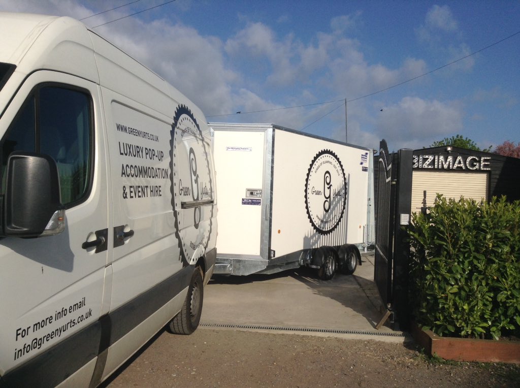 BizImageLewis's tweet image. Ending the day on a high with this signwritten van and trailer for Green Yurts. #BizImage #Signwriting @BizImageUK