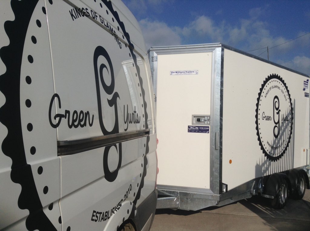 BizImageLewis's tweet image. Ending the day on a high with this signwritten van and trailer for Green Yurts. #BizImage #Signwriting @BizImageUK