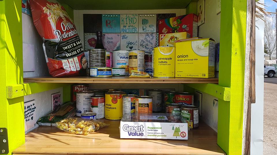 RYC_RASY's tweet photo. The @RYC_RASY Youth Centre Food Hut project is complete &amp; full! "Take what you need, leave what you can" @BambooInnovate @CanadianEnergy https://t.co/MCvKi4ZOPB