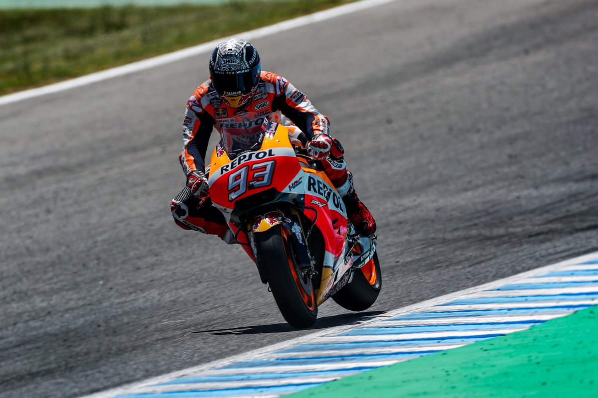 marcmarquez93's tweet photo. Salimos contentos del test de Jerez! / We leave Jerez happy with the test! ⏱1'38.637 - P.2 - 96 laps ✊🏼 #JerezTest #MotoGP https://t.co/TjqNQqa9IB