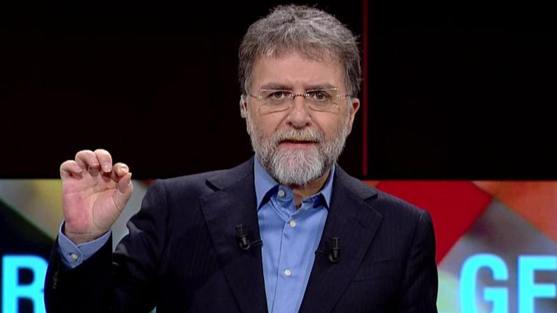 Atatürk’e dil uzatmanın bir bedeli olduğu dönemde susmuş, Atatürk’e dil uzatmanın hiçbir bedeli olmadığında ise bik bik ötmeye başlamıştır.