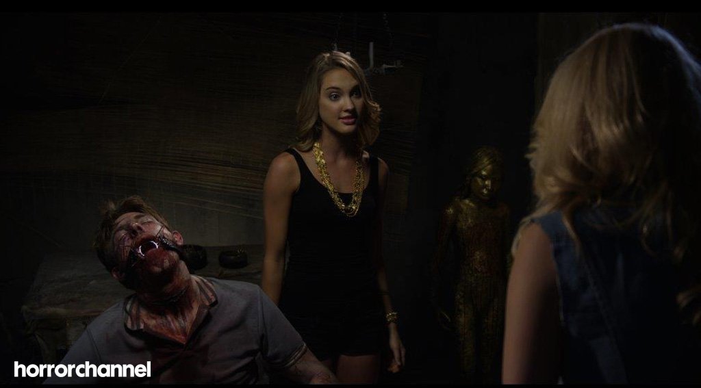 Legend__Channel's tweet photo. Friends head to Thailand but their adventure turns when they unleash a spirit with revenge on her mind.The hot babe horror Pernicious @ 11pm https://t.co/Tht1oquYlj
