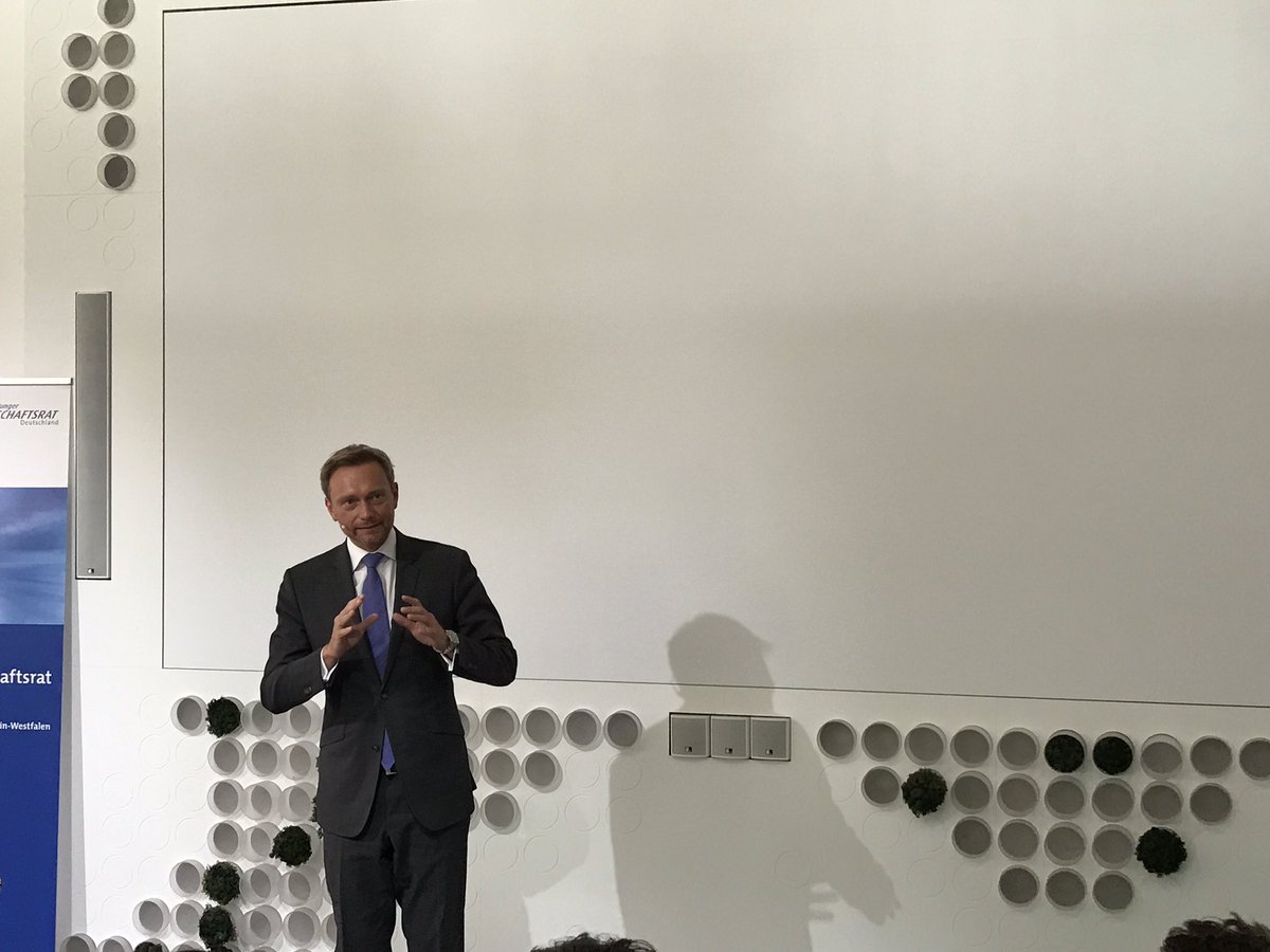 <a href="/c_lindner/">Christian Lindner</a> jetzt bei #InVision! #Duesseldorf #wrat