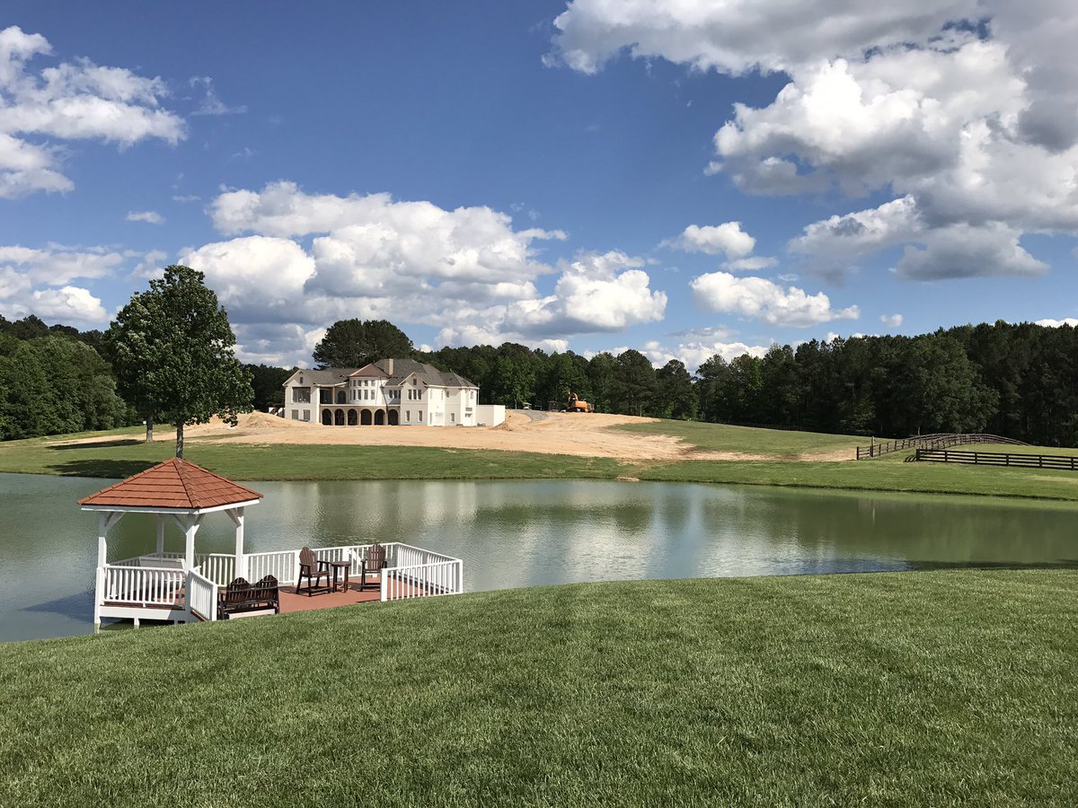 DevonSCorey's tweet photo. Thank you @larry_winters and @pam_winters for hosting us yesterday at The Winters Family Farm! https://t.co/ECSHXyXvu1