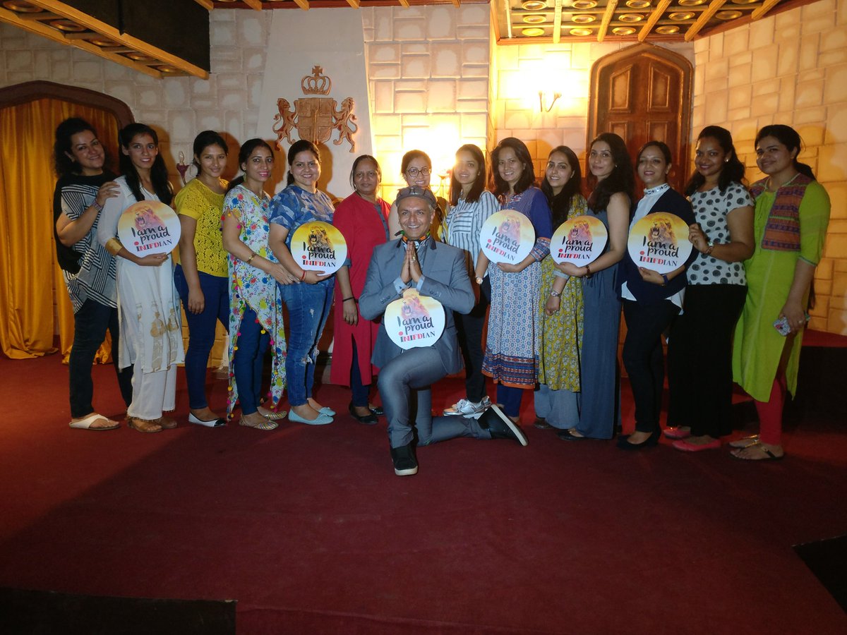 Imam_A_Siddique's tweet photo. #NatyaShastra #NavaRasaa #IndianFashion #GoingGlobal #GoingGlocal #MondayMotivation #CarpeDiem #LiveInTheMoment #InOfByForAmTheMoment #IS https://t.co/5qYpF9pcEo