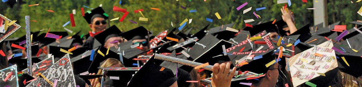 We'll be tweeting live today from the <a href="/IUSoutheast/">IU Southeast</a> Commencement, the first of the 2017 regional <a href="/IndianaUniv/">Indiana University</a> Commencements ! #congratsius17