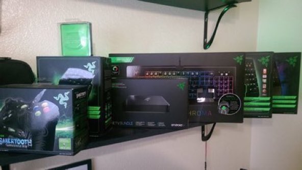 wrey444's tweet photo. Razer Gear Giveaway!
🔥🔥🔥🔥🔥🔥🔥🔥🔥🔥🔥
To Enter:
- Follow @wrey444 
- Turn ON Notifications
- Retweet To WIN!

GOODLUCK! https://t.co/Y6hw761HRR