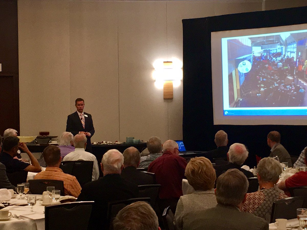 oprotary's tweet photo. KCI is the largest US airport that doesn't vertically separate arrivals and departures - Justin Meyer, KC Aviation Dept. #listening #flykc https://t.co/nCSke0foDV
