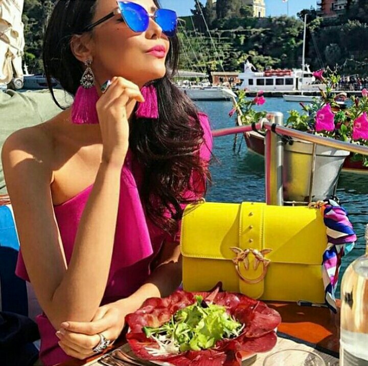 gemesoy's tweet photo. Tengo el super poder de llegar a un lugar e incómodar a, una qué otra persona con mi fabulosa presencia https://t.co/P6krjTNpLh