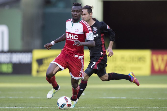 View image on Twitter