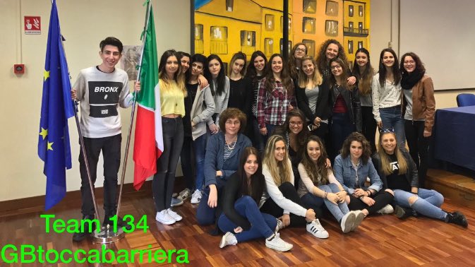 GB_4bl's tweet photo. Manca poco al grande giorno🔜team @GB_4bl a rapporto😎🔝🤙🏻 #ASOC1617 @EuropeDirectTO @ascuoladioc @Monithon https://t.co/lMTIqxo0HQ