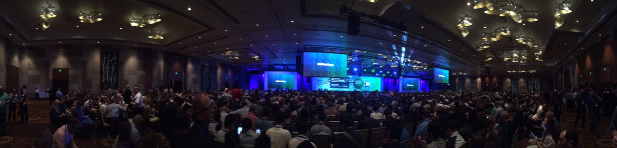 Bacon_Is_King's tweet image. Kicking it off #NetAppConverge